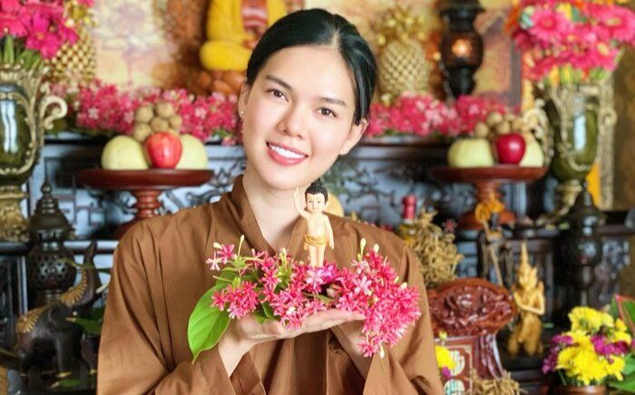 Ngọc Trinh có chia sẻ ẩn ý sau chia tay bạn trai: 'Người không tốt với mình, mình càng phải tốt với họ'