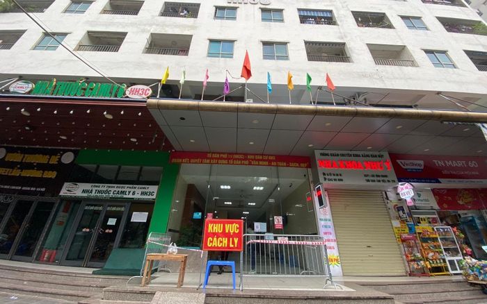 Hà Nội phát hiện ca dương tính tại chung cư HH Linh Đàm, 2.000 dân tạm thời không rời khỏi nhà