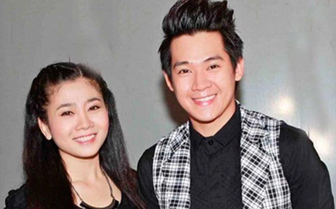 Một năm sau khi ca sĩ Mai Phương mất, Phùng Ngọc Huy công khai đăng ảnh bên 'người tình đồn đoán'