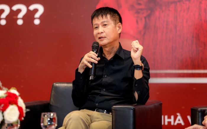 Đạo diễn Lê Hoàng tiếp tục khiến dân mạng 'dậy sóng' với phát ngôn 'phụ nữ càng có học thức càng ít khóc'