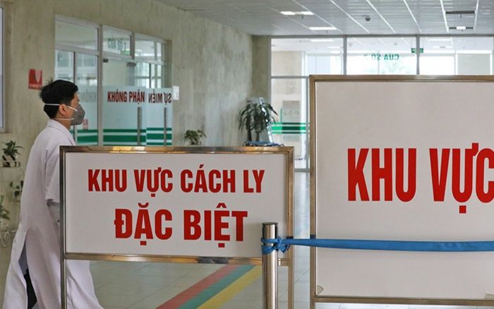 Sáng 22/11: Gần 600 ca COVID-19 đang thở máy, ECMO