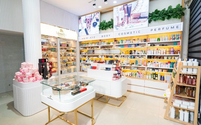 Là cô nàng mê mỹ phẩm bạn không thể bỏ qua Moocha Cosmetic