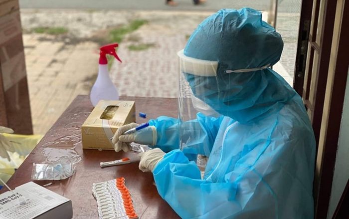 Ngày 22/11: Cả nước thêm 10.321 ca nhiễm mới, tăng 417 ca so với hôm qua