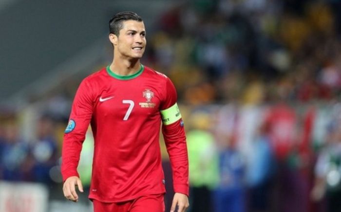 Ronaldo dễ mất World Cup 2022 khi Bồ Đào Nha chung nhánh play-off với Ý