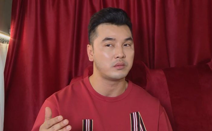 Bị tố gây tai nạn rồi 'bỏ của chạy lấy người', phía Ưng Hoàng Phúc chính thức lên tiếng phản hồi