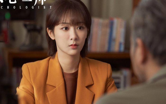 Dương Tử đăng bài ẩn ý về phim 'Nữ bác sĩ tâm lý', đoàn phim đáp trả đanh thép