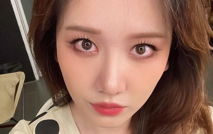 Sau khi nhịn nói nhịn ăn vì mèo cưng mất, Hari Won xuất hiện thông báo tình hình bản thân