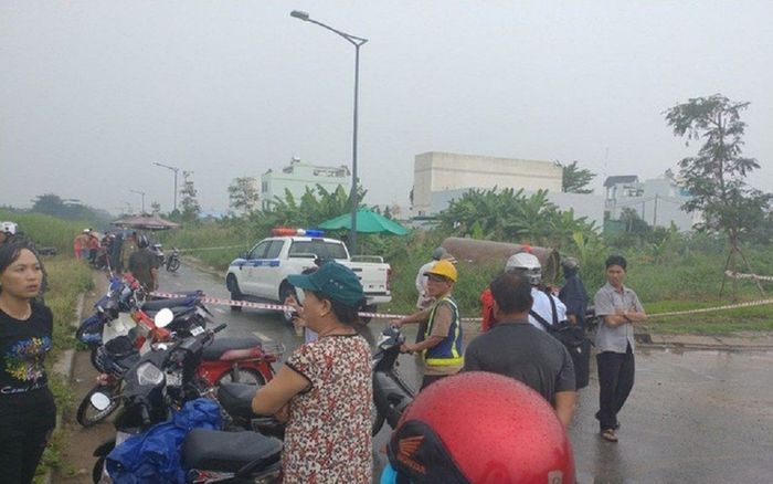 Gã đàn ông dìm người phụ nữ xuống cống nước đến chết ngạt để cướp xe SH