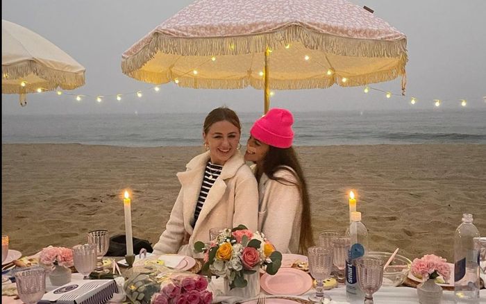 Nữ người mẫu chi 9 tỷ phẫu thuật vì bị chó cắn đứt môi trên