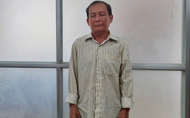 Người tình của bà ngoại nhiều lần xâm hại khiến bé gái 14 tuổi mang thai