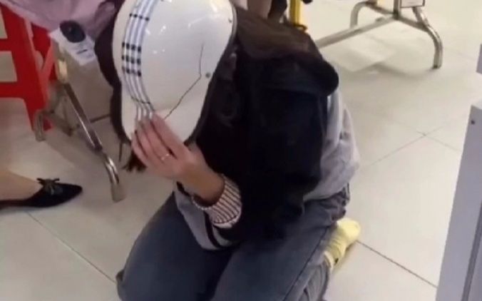 Xung quanh vụ shop quần áo tại Thanh Hóa: Cần vỗ về những thương tổn