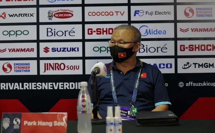 Malaysia muốn bổ sung cầu thủ, ông Park phản đối vì 'nằm ngoài thông lệ bình thường'