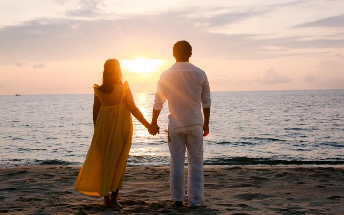 Vợ chồng Quý Bình phát 'cẩu lương' trên mạng xã hội nhân dịp kỷ niệm 1 năm ngày cưới