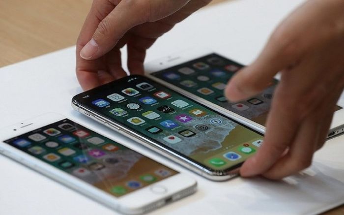 Hiệu quả bất ngờ khi đặt iPhone vào tủ lạnh, đừng tưởng cách làm của H'Hen Niê là sai nhé!