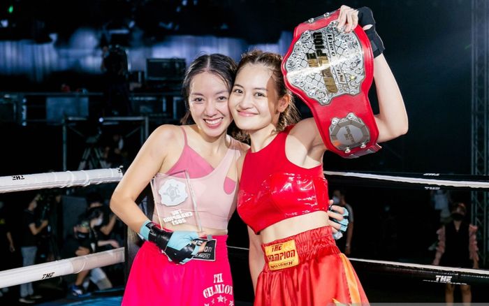 Thùy Anh - Băng Di: Chị chị em em nhưng đấm nhau không trượt phát nào