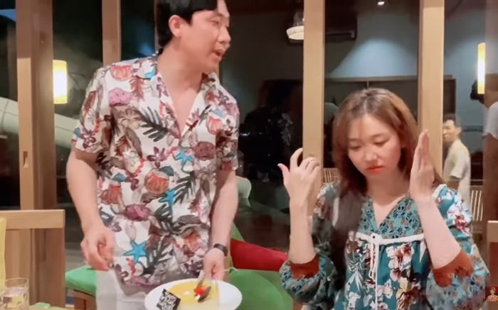 Sau khi bị bạn gái 'bóc phốt', netizen 'đào' lại clip Hari Won mắng 'xa xả' Anh Đức vì keo kiệt