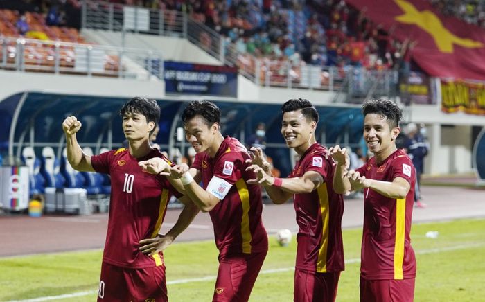 Tỏa sáng ở AFF Cup 2020, Công Phượng được J.League vinh danh