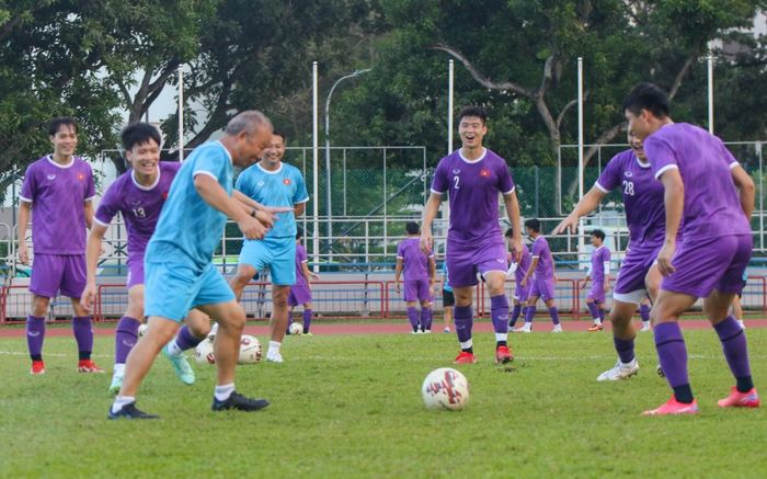Tuyển Việt Nam đấu Indonesia, ông Park làm điều chưa từng có