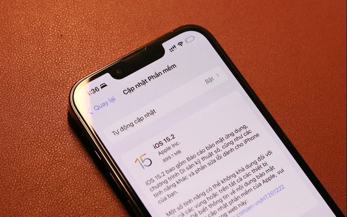 Thực hư việc iOS 15.2 'lắm lỗi, không đáng nâng cấp'