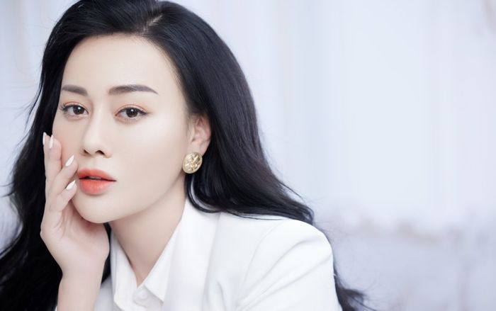 Bí quyết 'Tạm biệt nám sạm' của Mỹ nhân màn ảnh Việt - Phương Oanh