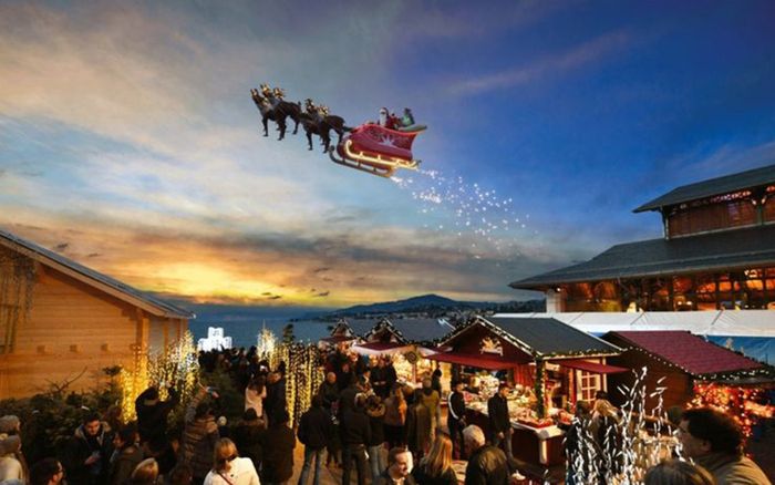 Kỳ diệu cảnh ông già Noel bay trên bầu trời, hút khách du lịch dịp Giáng sinh