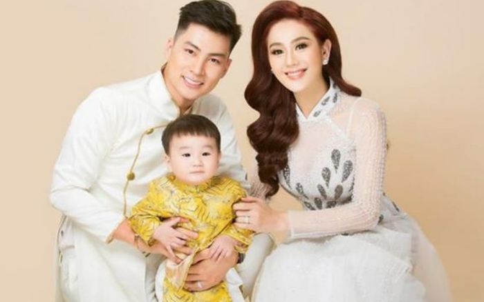 Chồng Lâm Khánh Chi khoe nơi ở mới sau khi ly hôn, chính thức dọn ra riêng