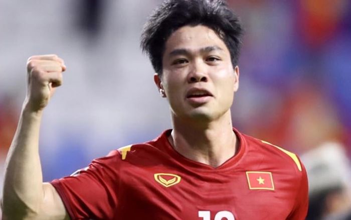 HLV Thái Lan: Việt Nam hết sợ chúng ta rồi, phải cẩn thận với Công Phượng!