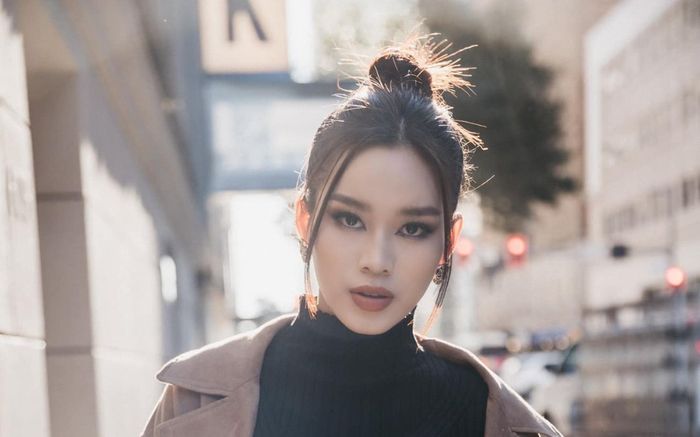 Đỗ Thị Hà nhớ nhà da diết khi đón Giáng sinh một mình nơi đất khách quê người