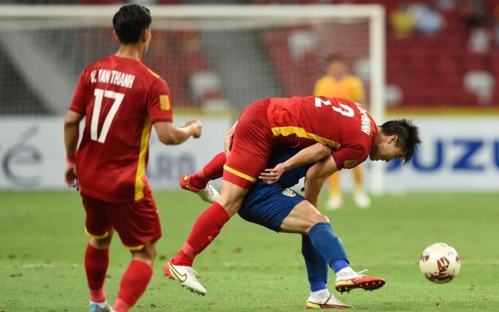 Trưởng đoàn Nualphan Lamsam: Cầu thủ Thái Lan tỉnh táo dù nhiều lần bị đối phương khiêu khích