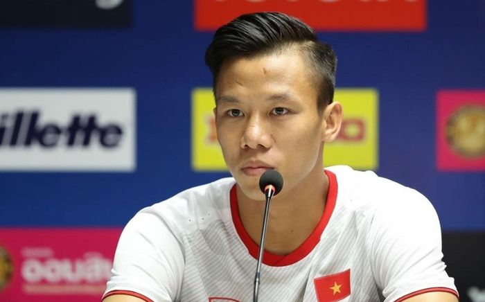 Quế Ngọc Hải xin lỗi người hâm mộ Việt Nam