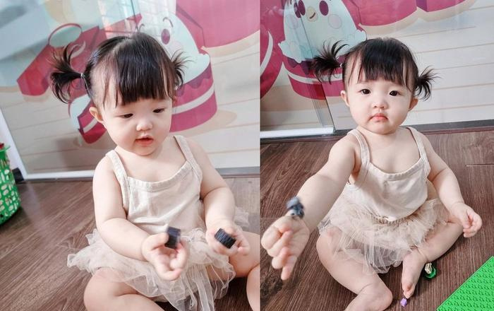 Hết giành mic của mẹ, bé Winnie lại trổ tài chơi piano nhưng ba mẹ lại 'dìm' má bánh bao