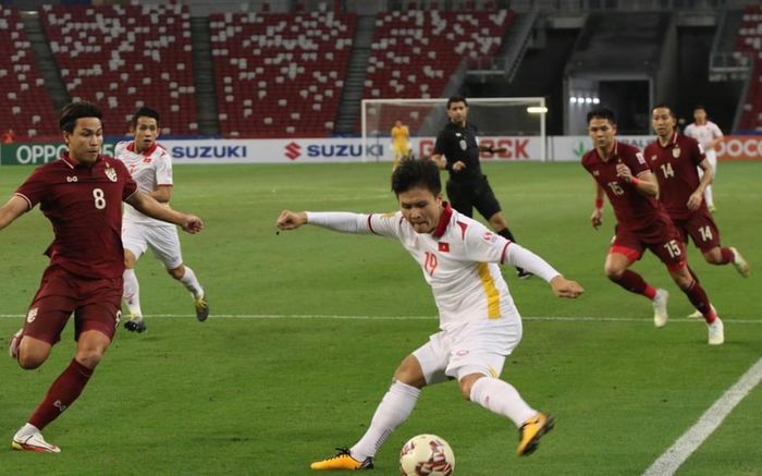 Thần đồng được đội của Ronaldo săn đón: 'Chưa bao giờ Thái Lan đá với Việt Nam mà sợ hãi đến vậy'