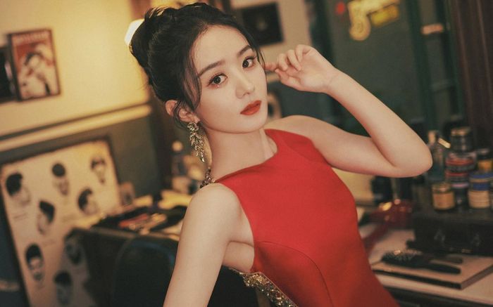 Triệu Lệ Dĩnh xuất sắc 6 năm liên tiếp có tác phẩm 'bạo': 'Hoa Thiên Cốt' mãi đỉnh trong lòng khán giả