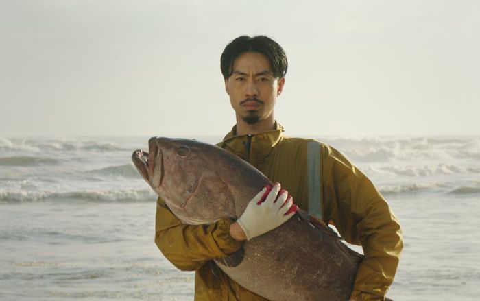 Đen Vâu lần đầu rap về đấng sinh thành, danh tính nữ ca sĩ kết hợp khiến khán giả chú ý