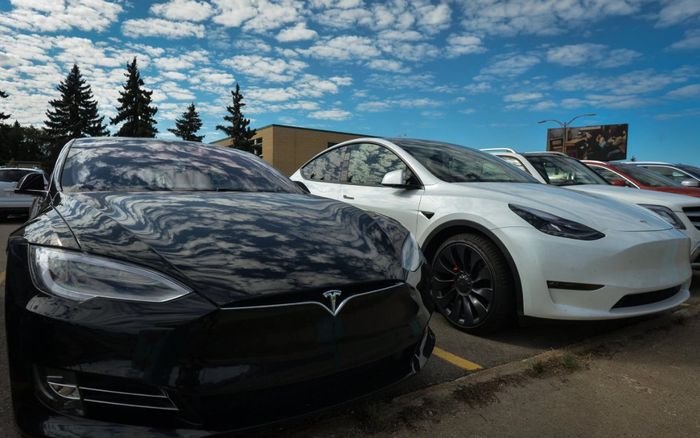 Tesla thu hồi gần nửa triệu xe điện để sửa lỗi có thể dẫn đến tai nạn