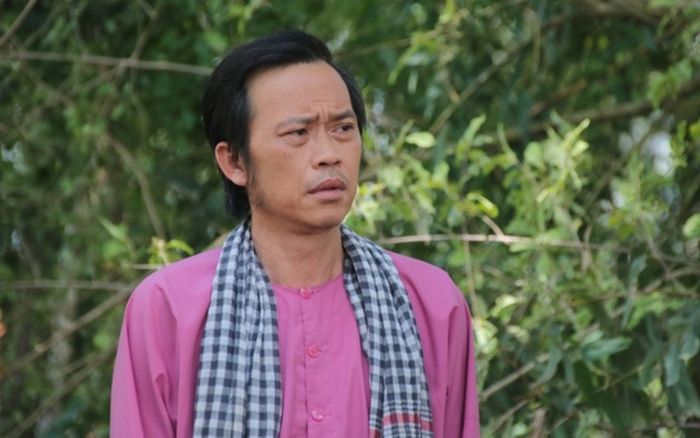 Nghệ sĩ Hoài Linh chính thức tái xuất showbiz sau nửa năm vướng ồn ào từ thiện