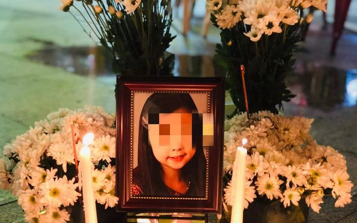 Vụ bé gái 8 tuổi bị bạo hành tử vong: Mẹ ruột của bé là người chịu khó, hiền lành và nhẹ nhàng