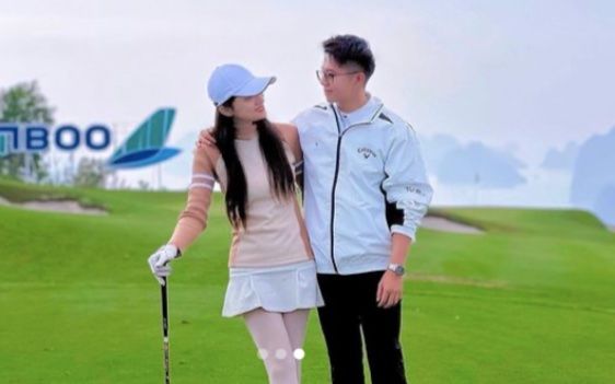 Hương Giang - Matt Liu liên tục phát 'cẩu lương', netizen lót dép ngồi hóng đám cưới thế kỷ