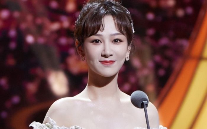 Đã có người thay thế vai trò 'gà cưng' của Dương Tử tại Hoan Thụy Thế Kỷ