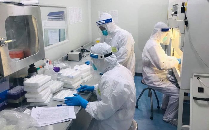 Ngày 12/1: Có 16.135 ca COVID-19, Hà Nội vẫn dẫn đầu; Khánh Hoà 'bổ sung' 12.156 F0