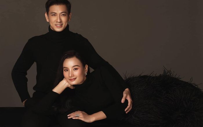 Lê Thúy khoe nhẫn kim cương được ông xã tặng, nhắn nhủ điều ngọt ngào nhân dịp kỷ niệm 7 năm ngày cưới