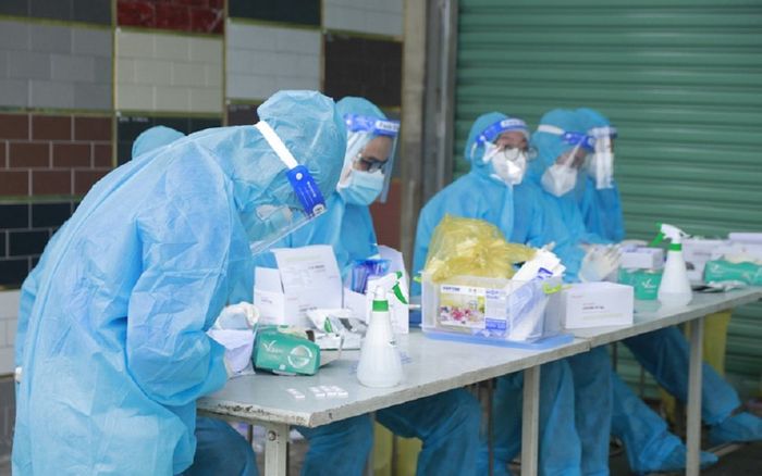 Ngày 13/1: Cả nước ghi nhận 16.725 ca nhiễm mới, tăng 634 ca so với ngày trước đó