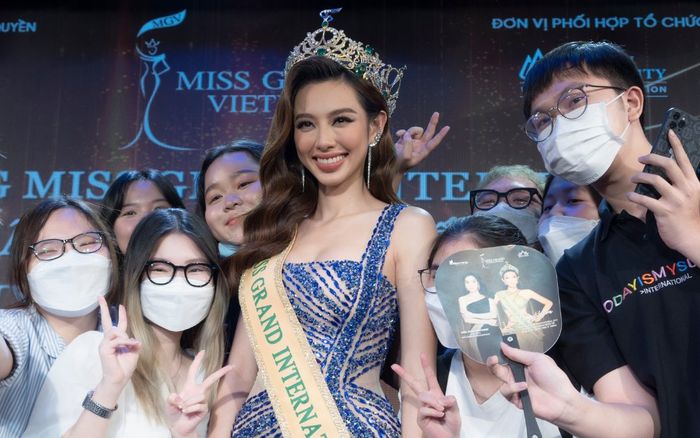 Trở về trường sau đăng quang, Hoa hậu Thùy Tiên trải lòng trước những áp lực từng gặp phải