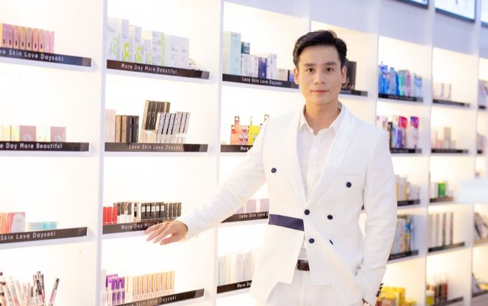 Nam vương Cao Xuân Tài: Nam giới cũng cần làm đẹp cho mình và cho người thương