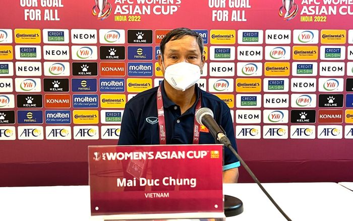 HLV Mai Đức Chung: 'Những gì không may mắn, chúng tôi sẽ bỏ qua một bên'