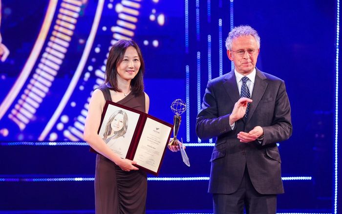 Chủ tịch Hội đồng giải thưởng VinFuture: Người khai sinh ra công nghệ OLED