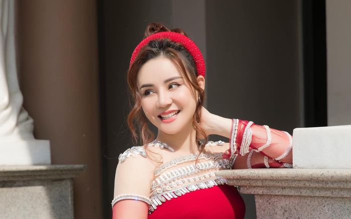 Vui mừng khi nghệ sĩ được minh oan, Vy Oanh gọi ai đó là 'quỷ dữ' và tuyên bố tiếp tục khởi kiện
