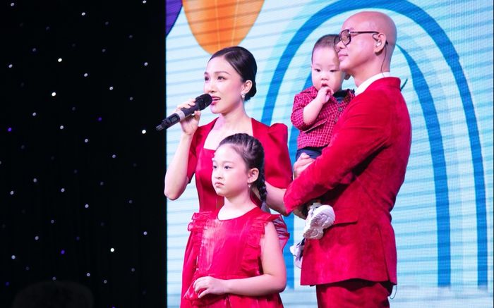 Mừng thôi nôi quý tử, Phan Đinh Tùng tiết lộ: 'Đây là thời điểm tôi sung sức nhất'