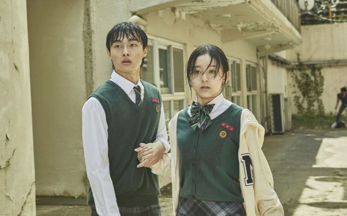 Nam chính 'All of Us Are Dead' bất ngờ bị bóc phốt bạo lực học đường