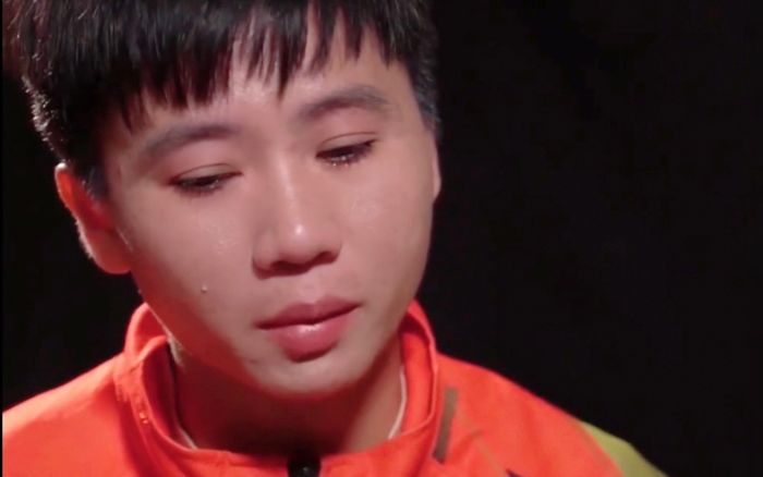 Đằng sau tấm vé World Cup là những giọt nước mắt và khát vọng Việt Nam